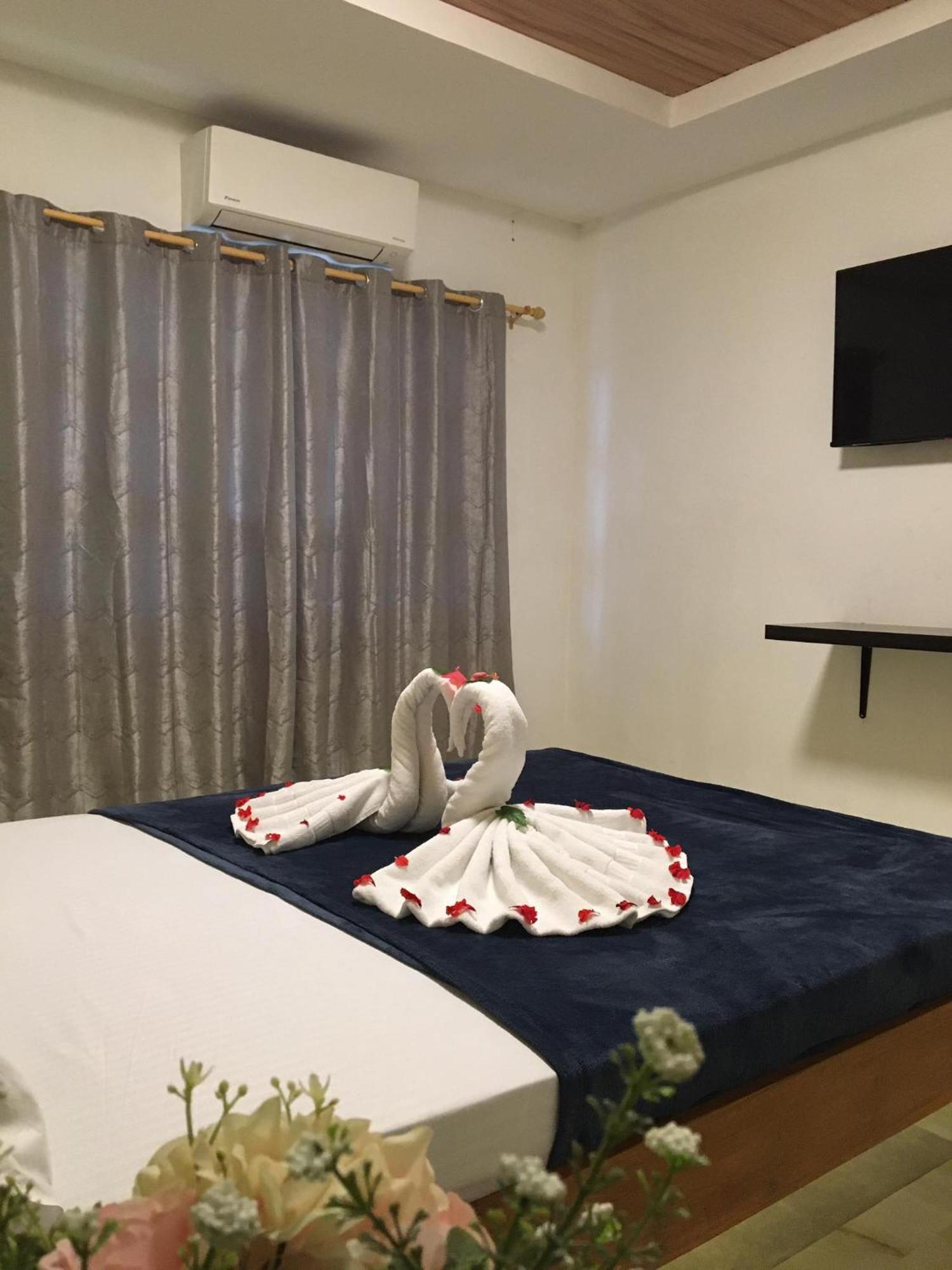 Gbu Loboc River Guesthouse Екстер'єр фото